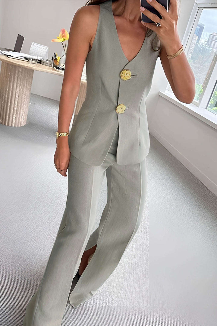 BRIONY – THE PERFECT TWO-PIECE SET