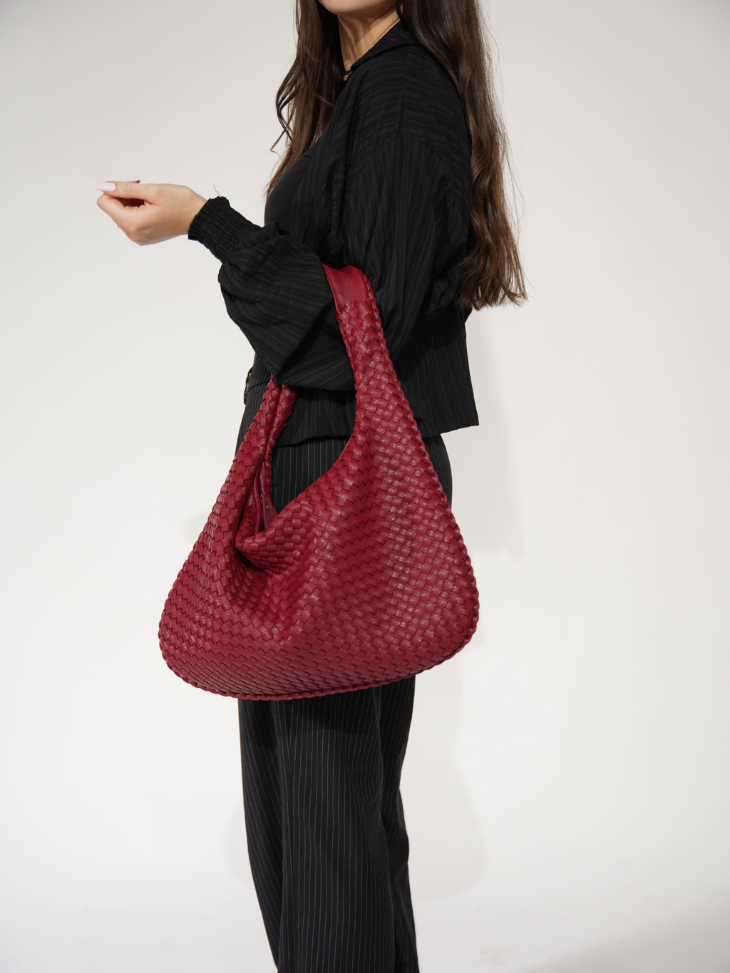 LYONNE – ONE SHOULDER WONDER BAG