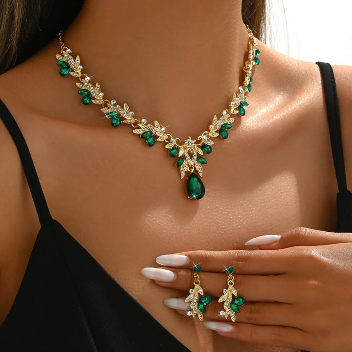 CHARLOTTE AVALON | NECKLACE EARRING SET FOR WOMAN