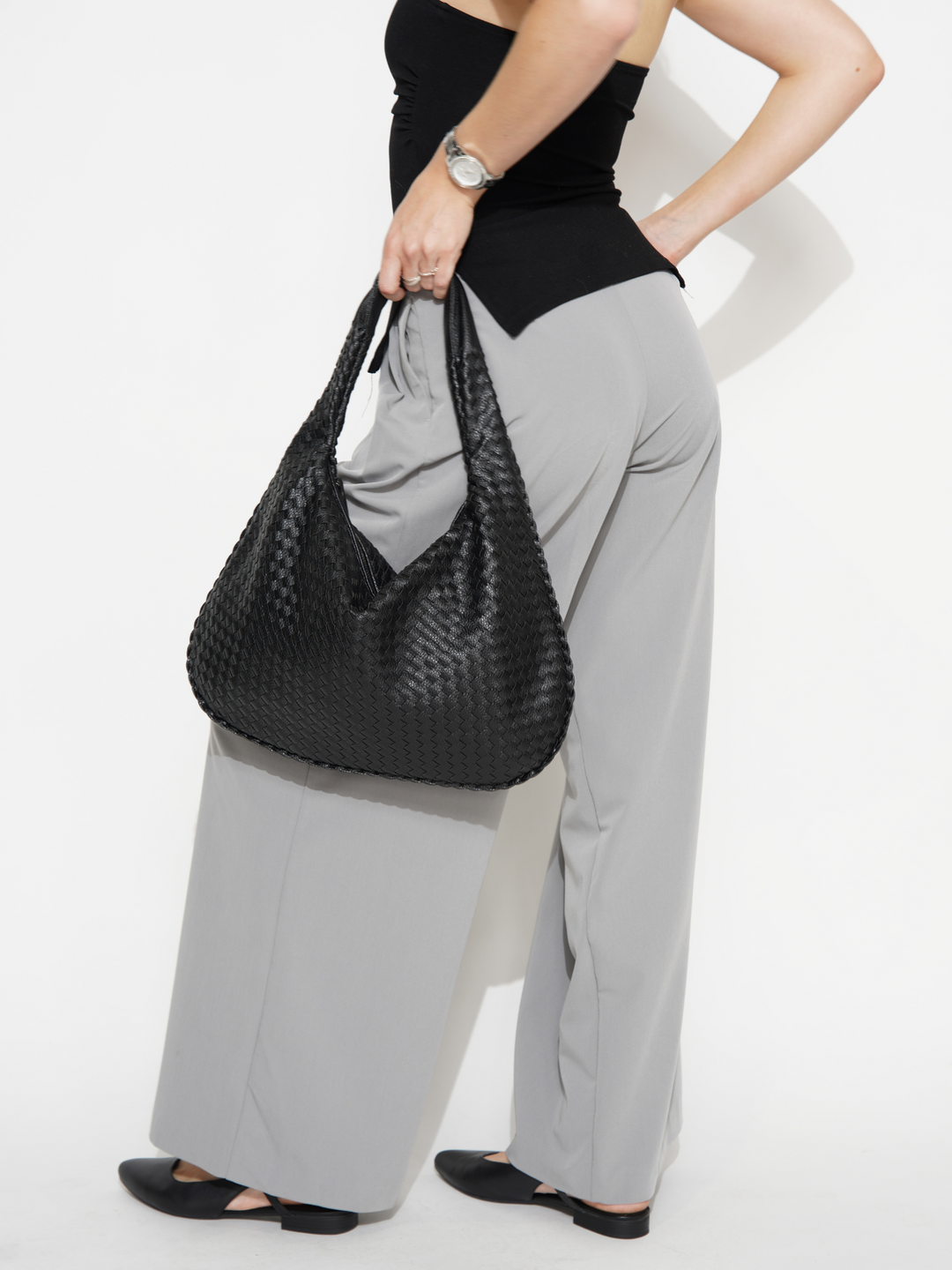 LYONNE – ONE SHOULDER WONDER BAG
