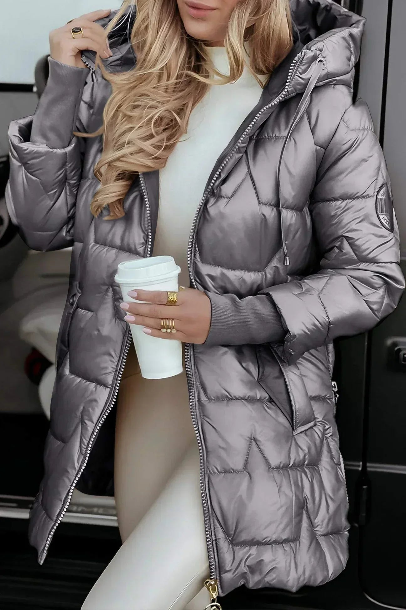 Chivelle | Lightweight Hooded Coat for Everyday Comfort