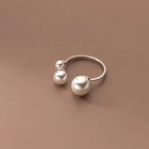 Adjustable Ring with Three Freshwater Pearls